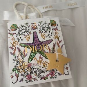 Dior gift bag limited edition with gold star
